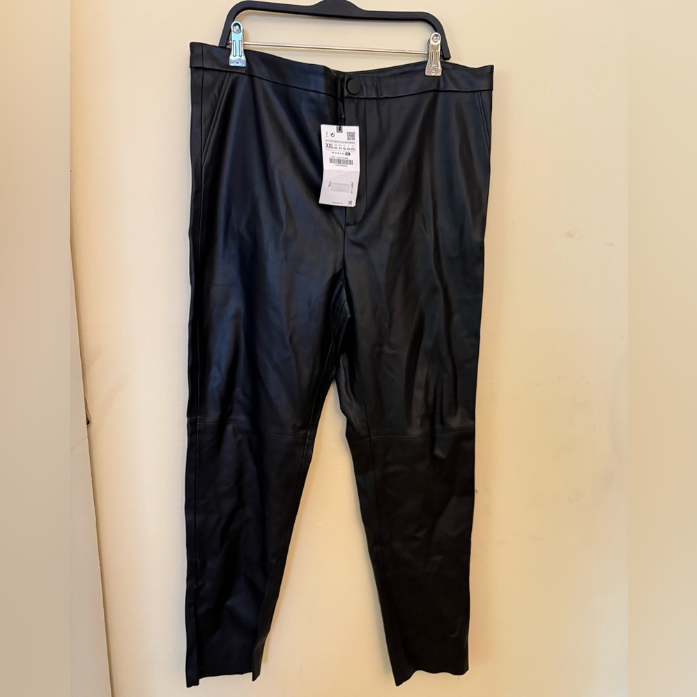 ZARA Faux leather leggings Zipper at ankles XXL